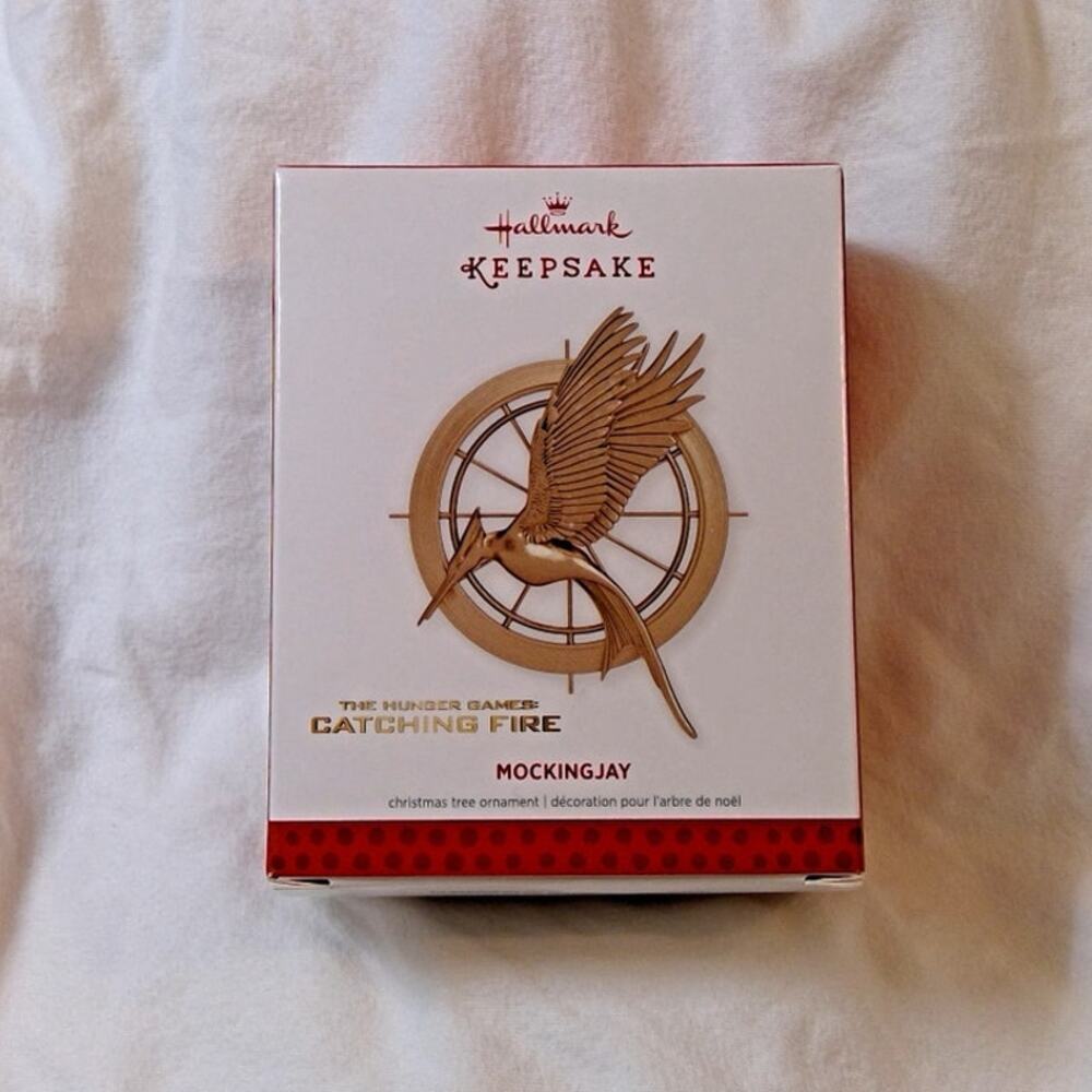 Hallmark Hunger Games: Catching Fire Mockingjay Pin Christmas Tree Ornament 2013